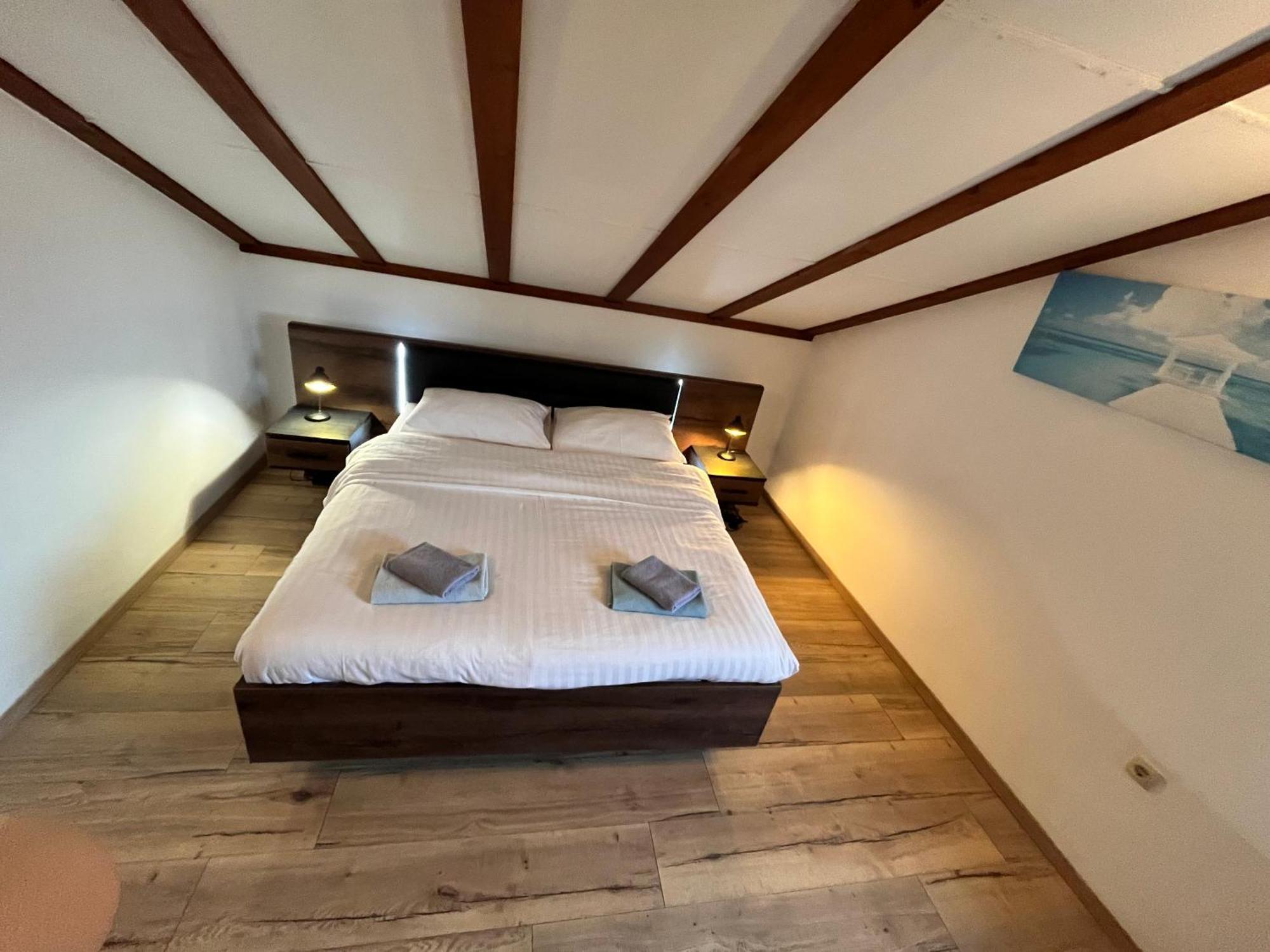 Dalmatia Apartamento *