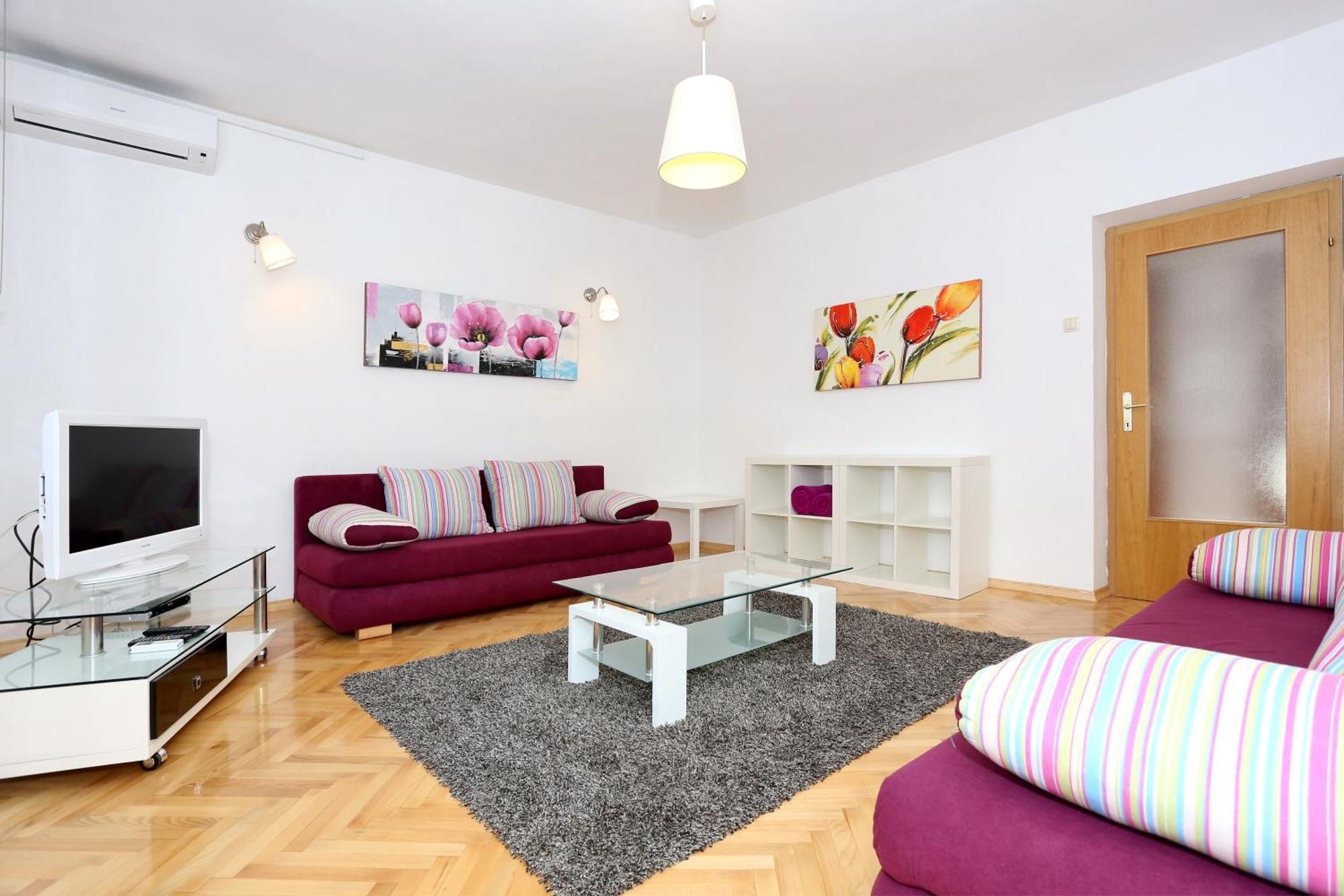 Dalmatia Apartment *